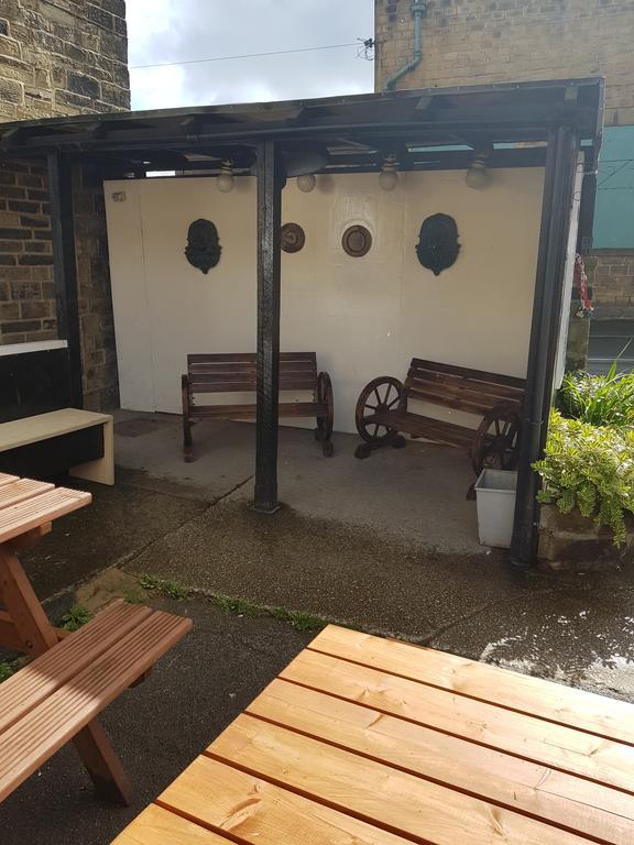 The King'S Head Hotel Keighley Exteriör bild